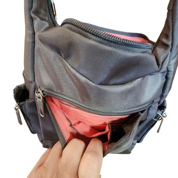 Travelon Anti-Theft Crossbody Bag For Women With RFID Blocking & Locking Compart - Picture 8 of 9